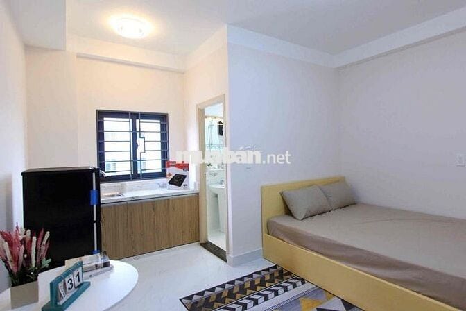 Căn hộ studio ban công/ cửa sổ chính chủ cho thuê như hình