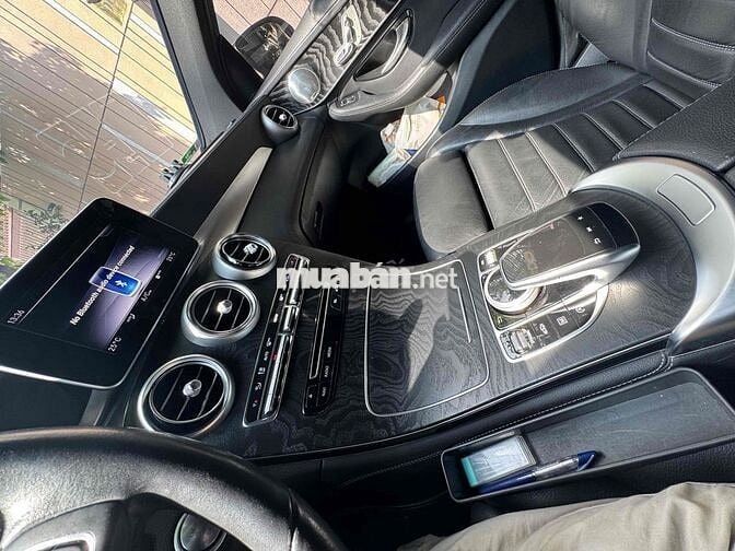 Mercedes Benz GLC 300 4MATIC 2019 - 43.500 milies