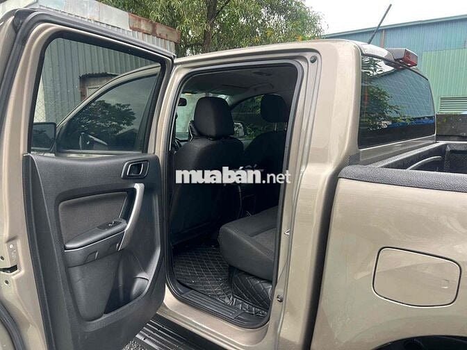 Ford Ranger 2020 XLS 2.2 Vàng cát