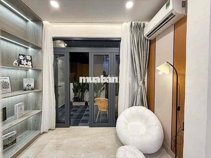 Nhà siêu đẹp 4 lầu CMT8 q3 20m2 (3m x 7m )