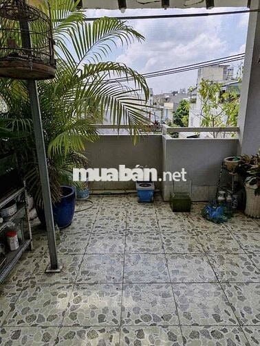 chính chủ gửi bán nhà mặt tiền đường số 49 Hiệp Bình Chánh. DT 100.6m2