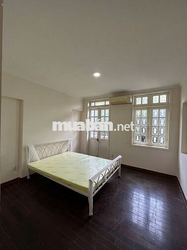 Bình Thạnh - chính chủ cần bán nhà 5 tầng DTSD 259m2