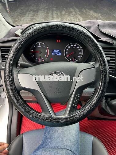 CẦN BÁN XE HUYNDAI SOLATI 16 CHỖ.XS 2023