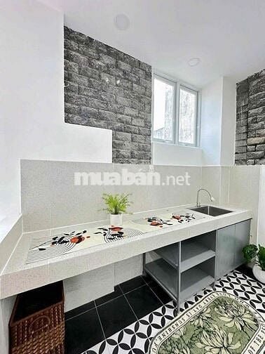 CHO THUÊ CHDV 1PN BAN CÔNG CAO CẤP THANG MÁY HẦM XE GIÁP QUẬN 3