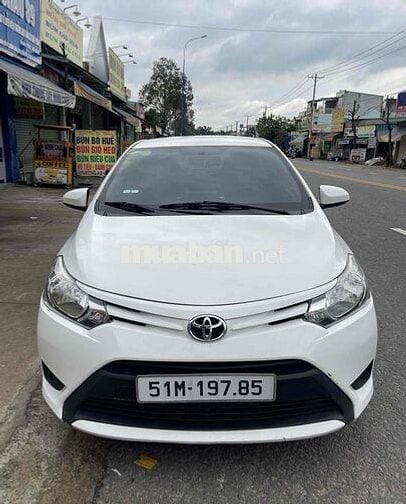 cần bán Toyota Vios 2015 số sàn đang sử dụng
