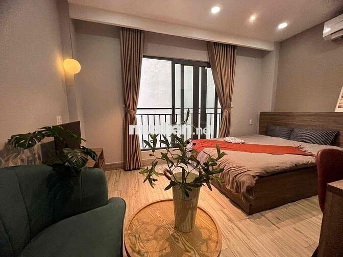 CHO THUÊ CHDV 1PN BAN CÔNG CAO CẤP THANG MÁY HẦM XE GIÁP QUẬN 3