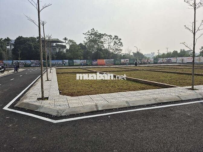 Vị trí kim cương ngã tư Vai Réo + Tỉnh lộ 446, vùng lõi Hòa Lạc.