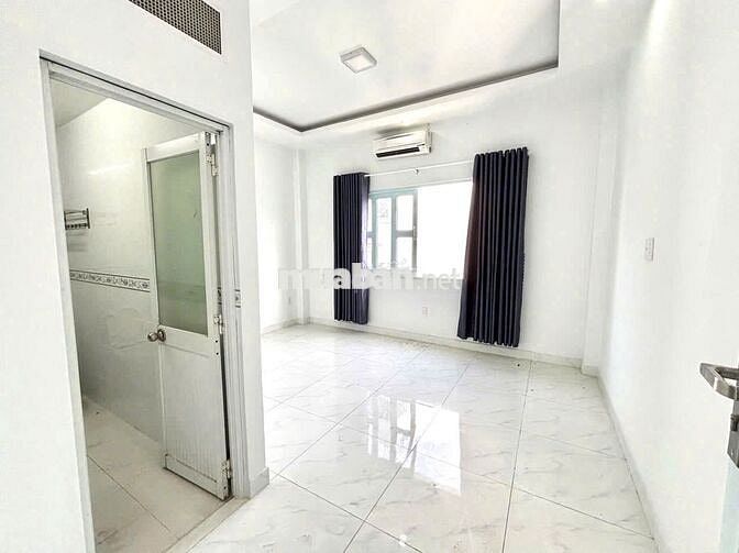 Phòng Nội Thất Giá Rẻ Ngay Cao Đẳng Điện Lực - Cầu Phú Long