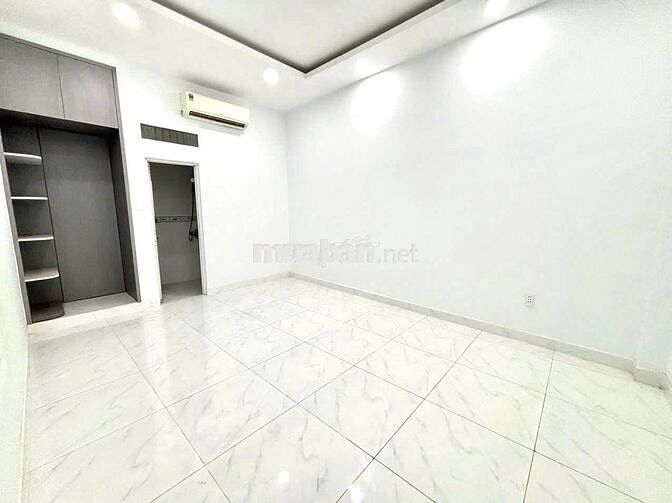 Phòng Nội Thất Giá Rẻ Ngay Cao Đẳng Điện Lực - Cầu Phú Long