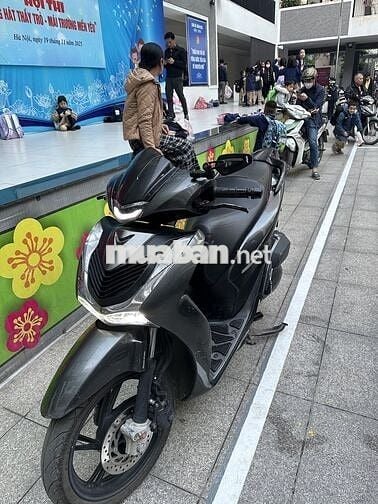 Honda SH 125i Xám đen 18000 km