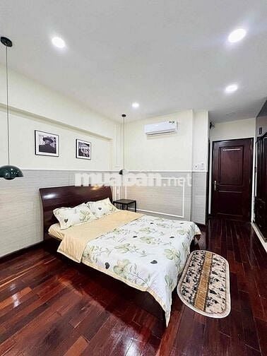 CHO THUÊ CHDV 1PN BAN CÔNG CAO CẤP THANG MÁY HẦM XE GIÁP QUẬN 3