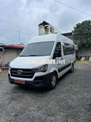 CẦN BÁN XE HUYNDAI SOLATI 16 CHỖ.XS 2023