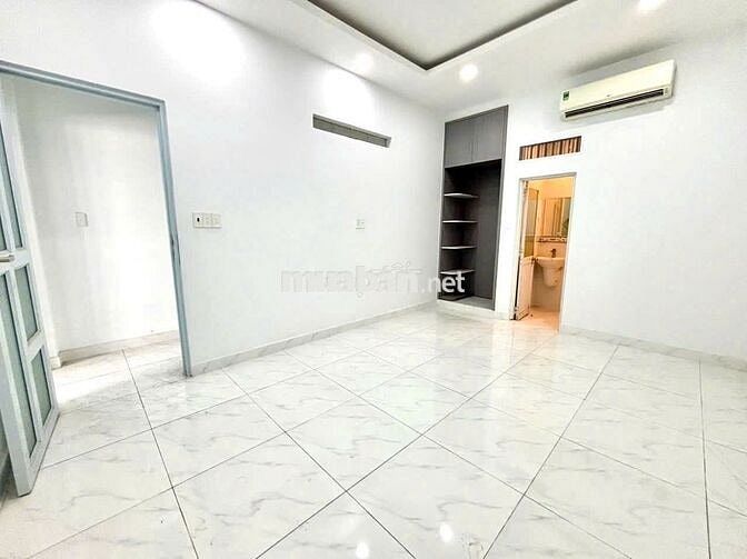 Phòng Nội Thất Giá Rẻ Ngay Cao Đẳng Điện Lực - Cầu Phú Long