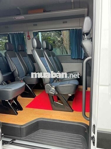 CẦN BÁN XE HUYNDAI SOLATI 16 CHỖ.XS 2023