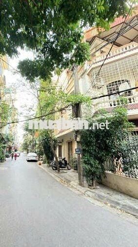 Cho thuê nhà riêng ngõ 51 Lãng Yên - 40m2 - 3 tầng - 4 ngủ -15 triệu