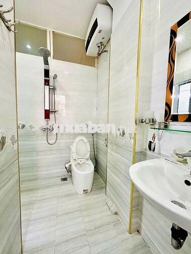 Cho thuê nhà riêng ngõ 523 Minh Khai - 40m2 - 4 tầng - 13 triệu