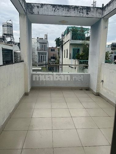 Nhà đẹp 2 PHÒNG NGỦ Nguyễn CẢNH CHÂN. Có sân thượng 