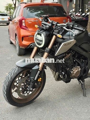 Honda CB650R đời 2022 – Xe đẹp, máy nguyên bản, gi