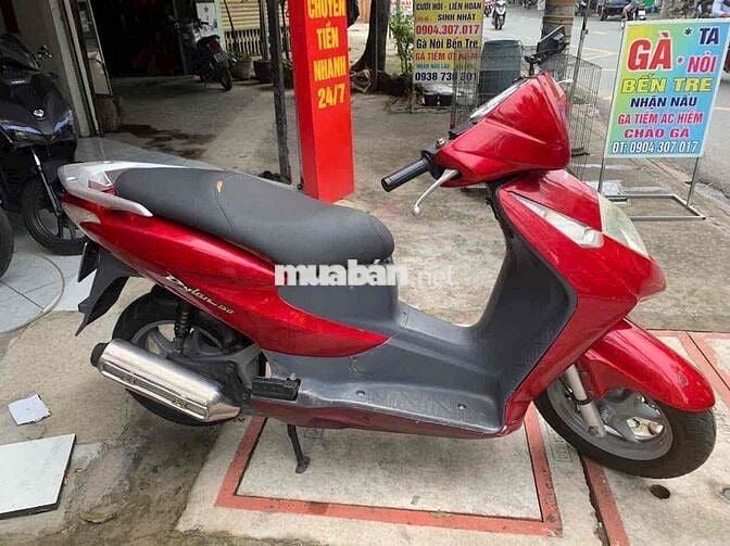 Honda Dylan Đỏ
