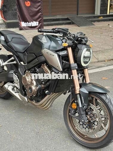 Honda CB650R đời 2022 – Xe đẹp, máy nguyên bản, gi
