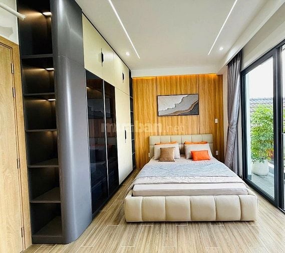 Chú Năm kẹt tiền bán nhà 53m2 Trần Quang Diệu,Q3.