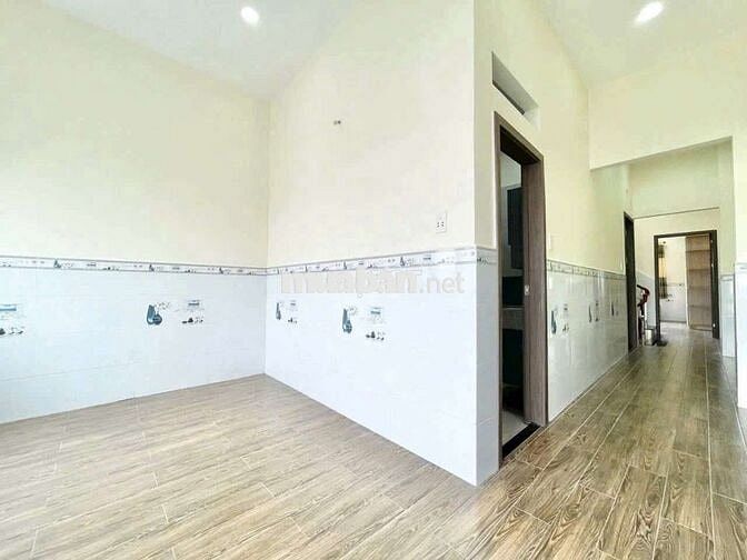 5tỷ5 CĂN NHÀ MẶT TIỀN NHỰA KINH DOANH BUÔN BÁN DĨ AN