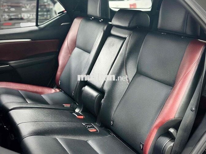 🚘 Toyota Fortuner Legender 2025 - Xe Lướt Siêu Đẹp