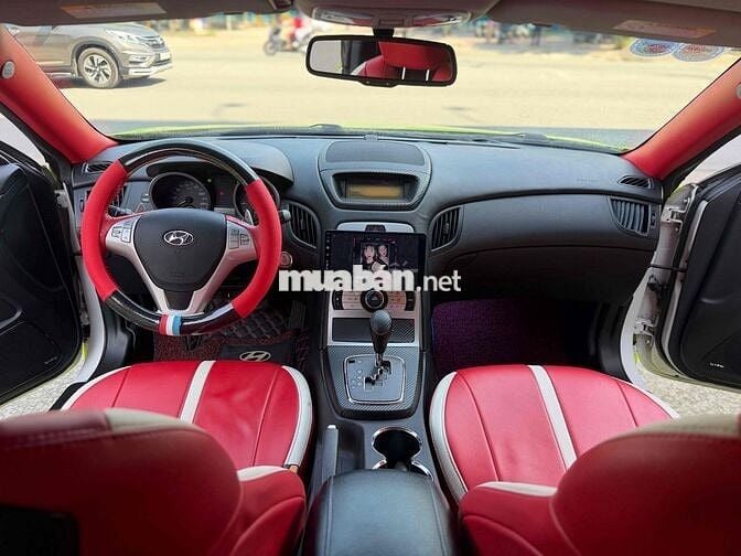 Hyundai Genesis Coupe 2.0 AT