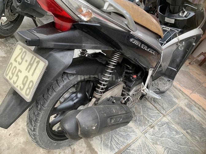 bán ari blade đen xám 2012 nguyên mới 8.5