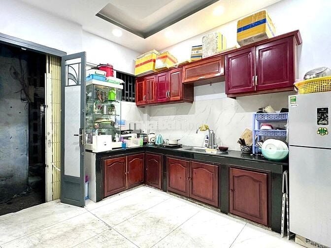 NHÀ HỒ BÁ KIỆN, 45M2, 2 TẦNG, NGANG 3M9 NỞ HẬU, HẺM 3M, HCĐ,CHỈ 7.X TỶ