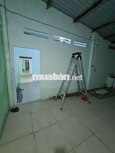 NHÀ 4X25M RỘNG THIACH HỢP GIA CÔNG VÀ Ở LẠI