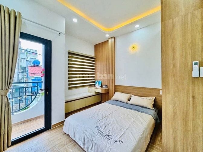 Bán nhà căn góc hẻm 3m thông Quang Trung,P.11, 3,5 x 9, giá 3.69 tỷ tl