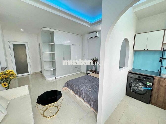 🫵🫵SIÊU NÉT PHÒNG BAN CÔNG RỘNG NGAY NGÃ TƯ HÀNG XANH GẦN CẦU THỊ NGHÈ