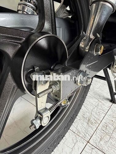 FUTURE 2024 - Zin Cọp - Áo Trùm Keo - Như Mới