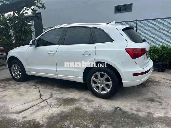 Audi Q5 2012 2.0T Premium Quattro - 156 km