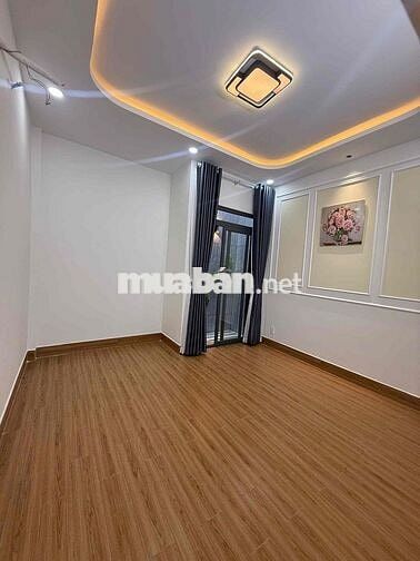 nhà bán gần Eon Tân Phú, 2 tầng 3pn 2wc hẻm xe hơi