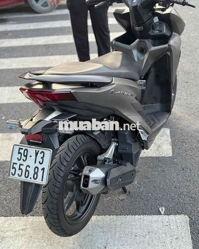 Honda Vario 150 2021 Vàng cát 10.000km