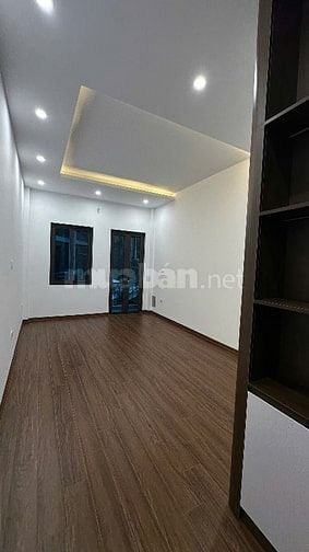 🔥NHỈNH 13 TỶ NGUYỄN VĂN HUYÊN💥6 TẦNG, THANG MÁY. LÔ GÓC. Ô TÔ 