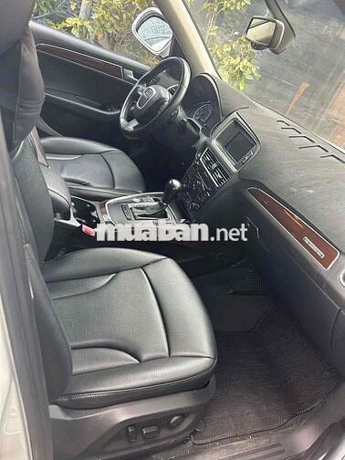 Audi Q5 2012 2.0T Premium Quattro - 156 km