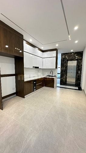 🔥NHỈNH 13 TỶ NGUYỄN VĂN HUYÊN💥6 TẦNG, THANG MÁY. LÔ GÓC. Ô TÔ 