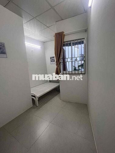 Cho thuê nhà đủ nội thất hẻm bến vân đồn Q4 gia 7,5triệu/tháng - 30 m2