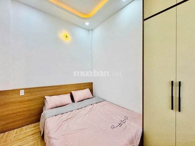 Bán nhà căn góc hẻm 3m thông Quang Trung,P.11, 3,5 x 9, giá 3.69 tỷ tl