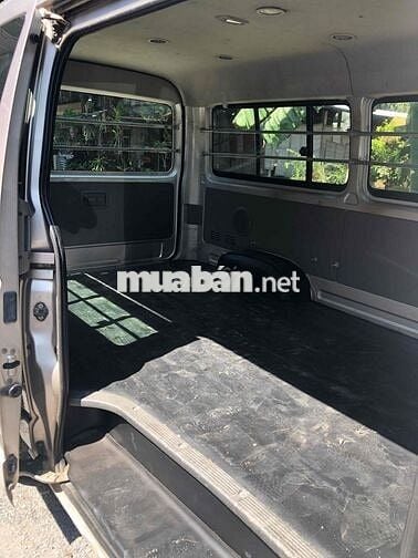 Toyota Hiace 2005 Commuter 2.7 - 70000 km