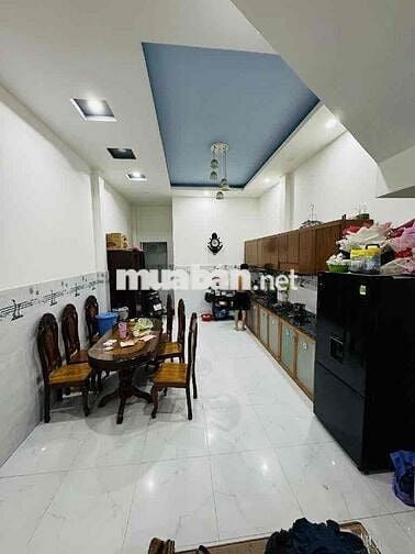 Giá Tốt 5.X Tỷ - Nhà Đẹp 2 Tầng 4x18m TKTQ Kế Tân Phú – Đường Xe Hơi