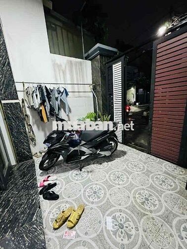 Giá Tốt 5.X Tỷ - Nhà Đẹp 2 Tầng 4x18m TKTQ Kế Tân Phú – Đường Xe Hơi