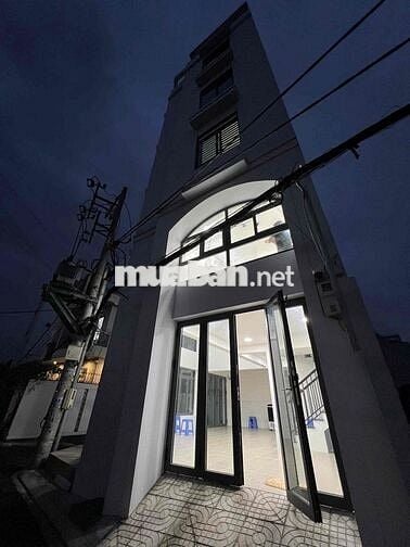 KHAI TRƯƠNG STUDIO MỚI XÂY FULL NỘI THẤT CỬA SỔ TRỜI NGAY VLU, CẦU SĂT