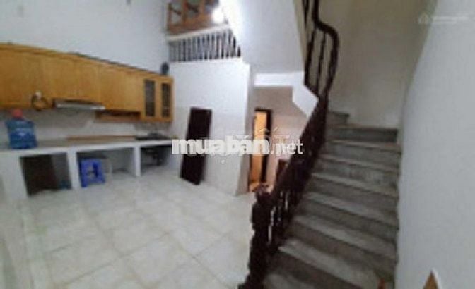 Nhà ngõ 43 phố Dịch Vọng, Diện tích 60m2 x 4 tầng ô tô đậu cửa