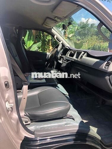 Toyota Hiace 2005 Commuter 2.7 - 70000 km