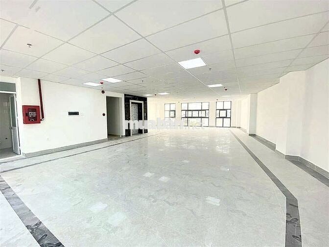 TÒA NHÀ KHU TÂN CẢNG DIỆN TÍCH: 10X20M HẦM 5 TẦNG CHO THUÊ