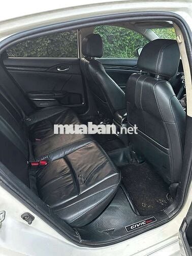 Honda Civic 1.5 Turbo Trắng 2018